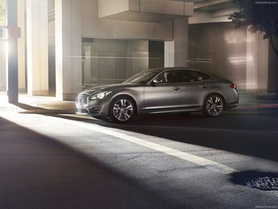 Infiniti Q70 2015 Poster with Hanger