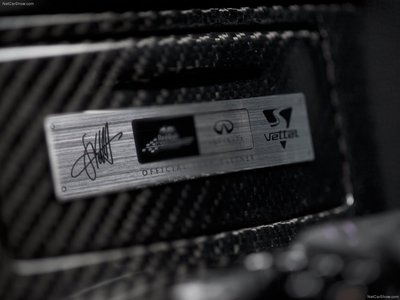 Infiniti FX Sebastian Vettel Concept 2012 tote bag