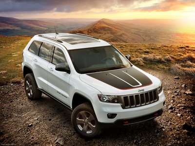 Jeep Grand Cherokee Trailhawk 2013 wooden framed poster
