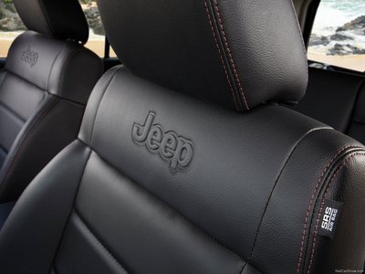 Jeep Wrangler Unlimited Altitude 2012 pillow
