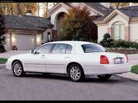 Lincoln Town Car Cartier L 2003 Poster 36138