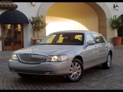 Lincoln Town Car 2003 poster