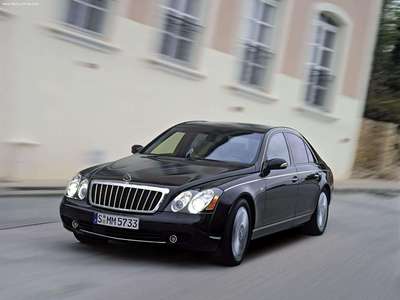 Maybach 57S Special 2005 pillow