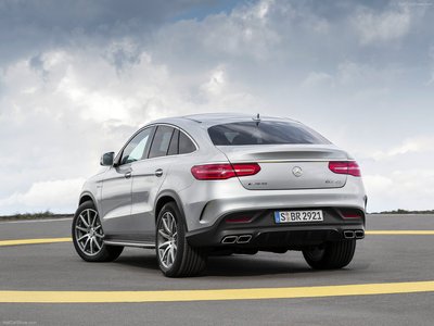 Mercedes Benz GLE63 AMG Coupe 2016 canvas poster