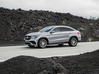 Mercedes Benz GLE63 AMG Coupe 2016 puzzle 38417