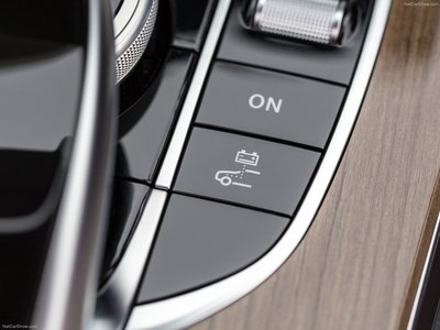 Mercedes Benz C350 Plug In Hybrid Estate 2016 metal framed poster