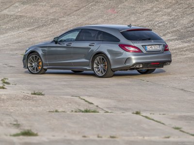 Mercedes Benz CLS63 AMG Shooting Brake 2015 Poster with Hanger