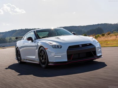 Nissan GT R Nismo 2015 Poster 43799
