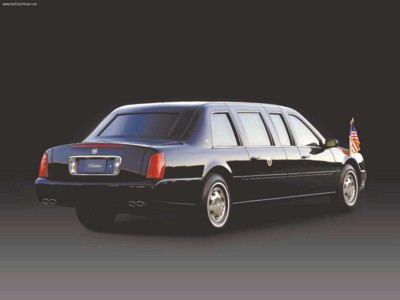 Cadillac DeVille Presidential Limousine 2001 canvas poster