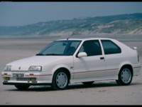 Renault 19 16S 3-door 1988 hoodie #513369