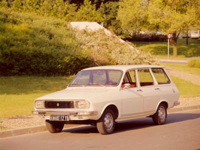 Renault 12 TL Wagon 1975 calendar