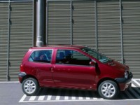 Renault Twingo 2002 Poster 514121