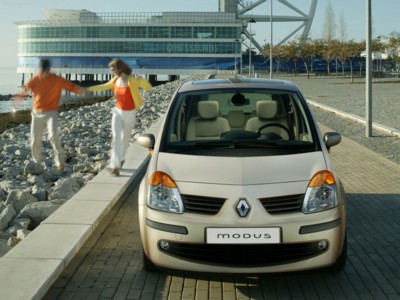 Renault Modus 2004 Poster 514395