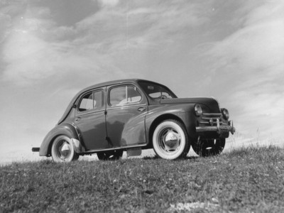 Renault 4 CV Sport 1954 Poster 514411