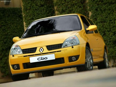 Renault Clio Renault Sport 2.0 16V 2004 poster #514590