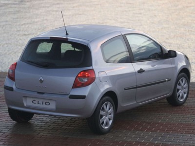 Renault Clio III 3door 2005 poster #514714