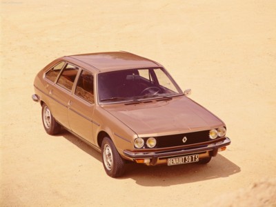 Renault 30 TS 1975 calendar