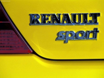 Renault Clio Renault Sport 2.0 16V 2004 Poster 515924