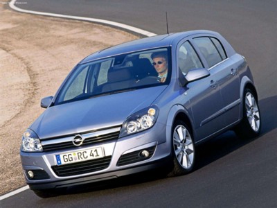 Opel Astra 2004 canvas poster