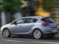 Opel Astra 2010 Poster 517638