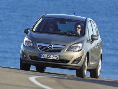 Opel Meriva 2011 Poster 517715
