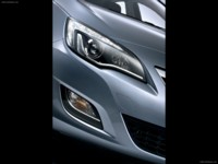 Opel Astra 2010 Poster 518336