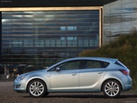 Opel Astra 2010 Poster 518369