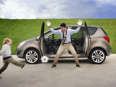 Opel Meriva 2011 Poster 518767