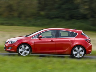 Opel Astra 2010 Poster 519031