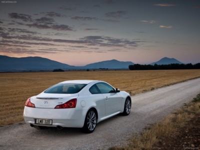 Infiniti G37 Coupe 2009 poster