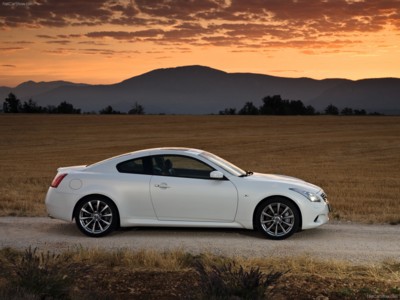 Infiniti G37 Coupe 2009 Poster 520207