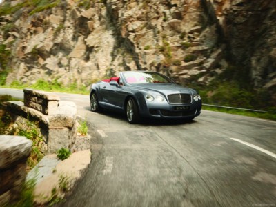 Bentley Continental GTC Speed 2010 canvas poster