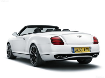 Bentley Continental Supersports Convertible 2011 Poster 521438