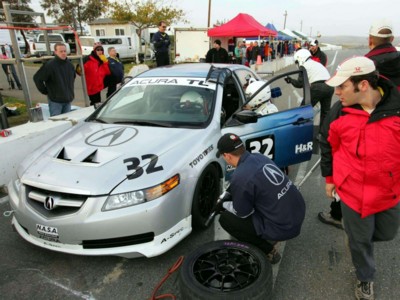 Acura TL 25 Hours of Thunderhill 2004 tote bag