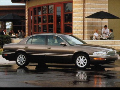 Buick Park Avenue 2001 Poster with Hanger