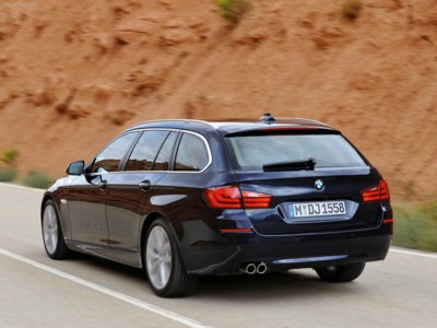 BMW 5-Series Touring 2011 calendar