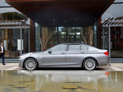 BMW 5-Series 2011 Poster 525228