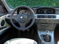 BMW 320d Touring 2006 hoodie #525462