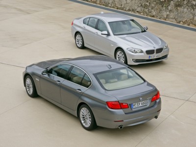 BMW 5-Series 2011 stickers 525495