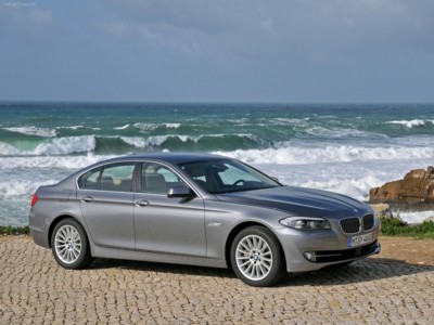 BMW 5-Series 2011 Poster 525833