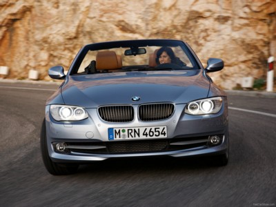 BMW 3-Series Convertible 2011 puzzle 525942