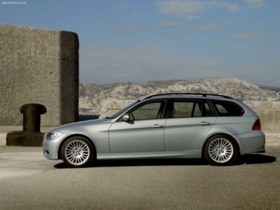 BMW 320d Touring 2006 Poster 525970