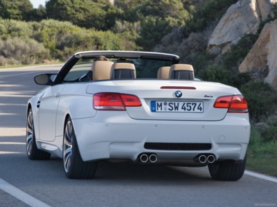 BMW M3 Convertible 2009 Poster 525987