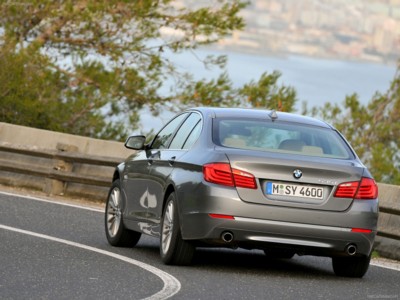 BMW 5-Series 2011 stickers 526103