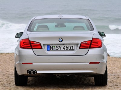 BMW 5-Series 2011 stickers 526127