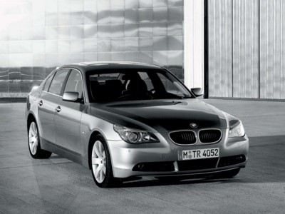 BMW 5 Series 2004 Poster 526170