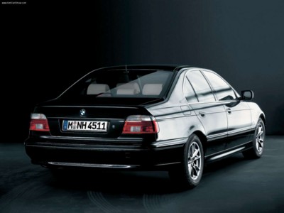 BMW 5 Series 2001 Poster 526760