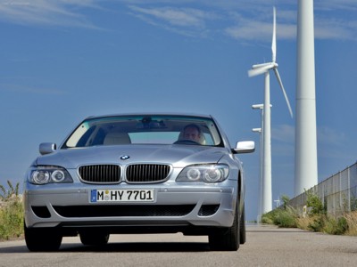 BMW Hydrogen 7 2007 Poster 526899