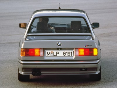 BMW M3 1987 mouse pad