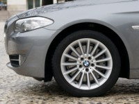 BMW 5-Series 2011 stickers 527289